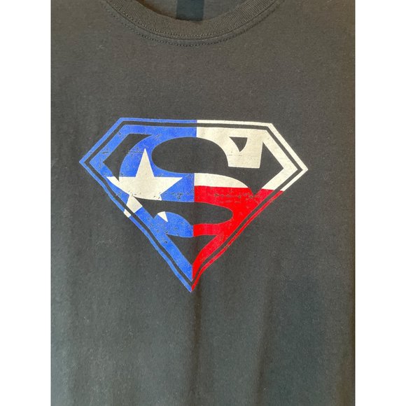 Gildan Texas Flag Print Emblem Black Superman Tee - Picture 2 of 5